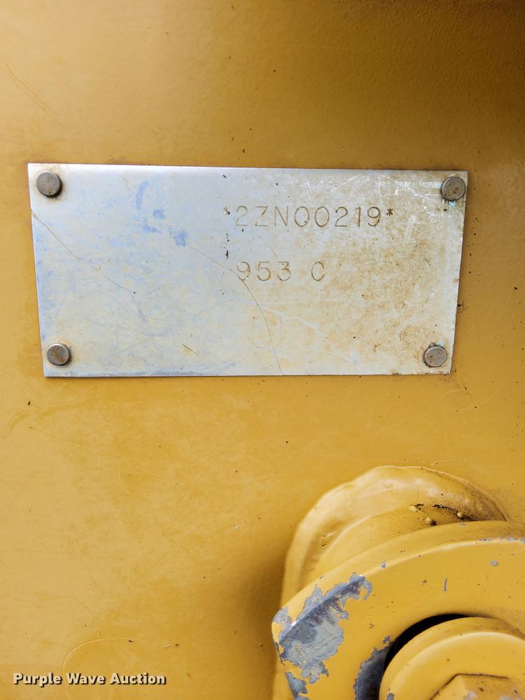 image for item DM0137 1996 Caterpillar 953C  track loader