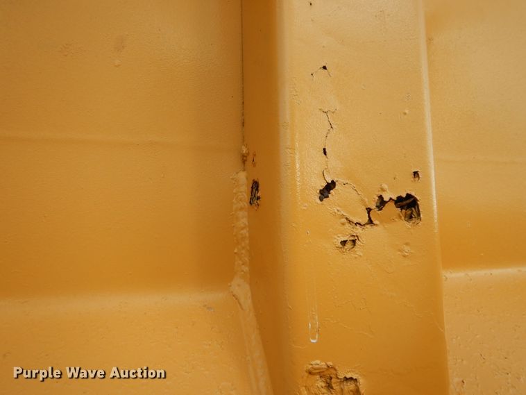 image for item DM2986 1983 Lufkin  end dump trailer