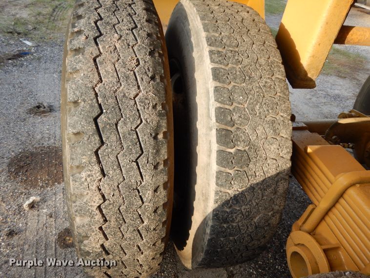 image for item DM2986 1983 Lufkin  end dump trailer