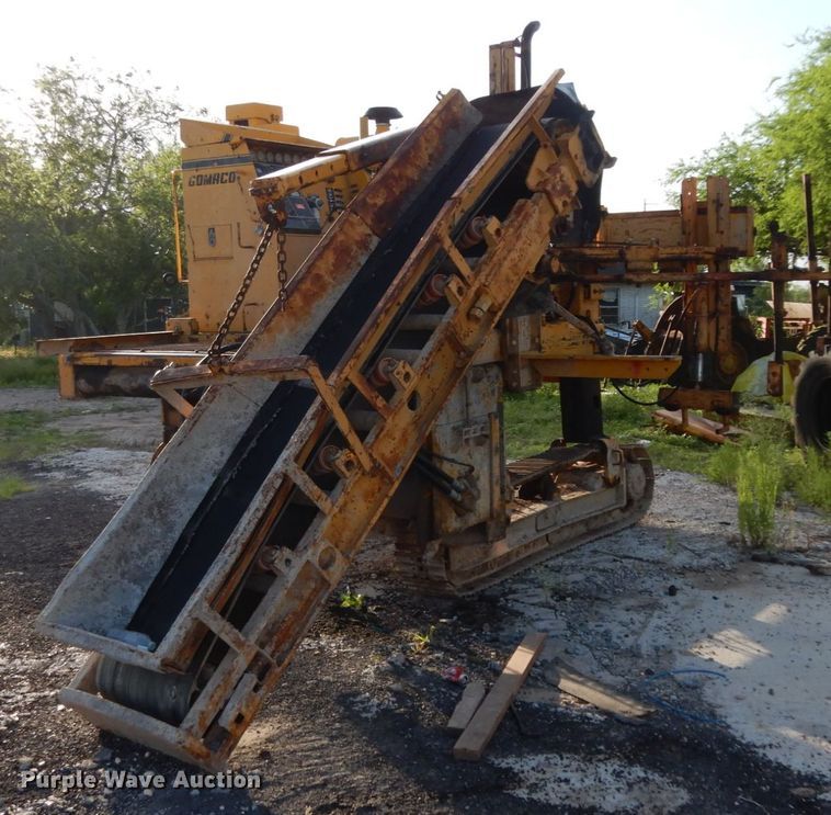 image for item DM2987 1999 Gomaco GT6200  curb machine