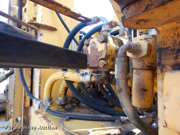 image for item DM2987 1999 Gomaco GT6200  curb machine