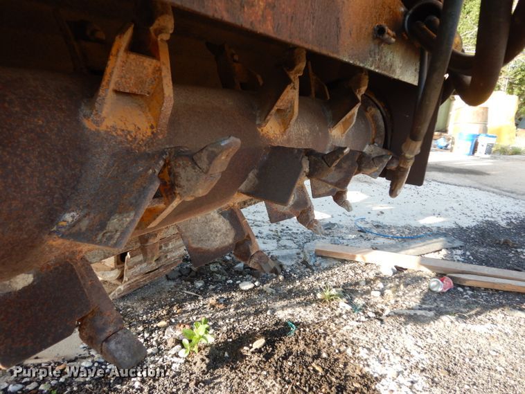 image for item DM2987 1999 Gomaco GT6200  curb machine