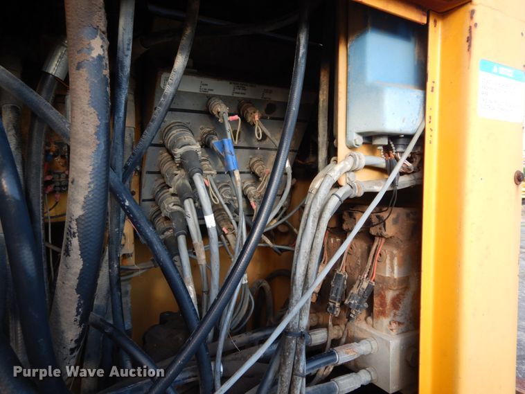 image for item DM2987 1999 Gomaco GT6200  curb machine