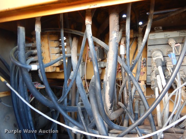 image for item DM2987 1999 Gomaco GT6200  curb machine