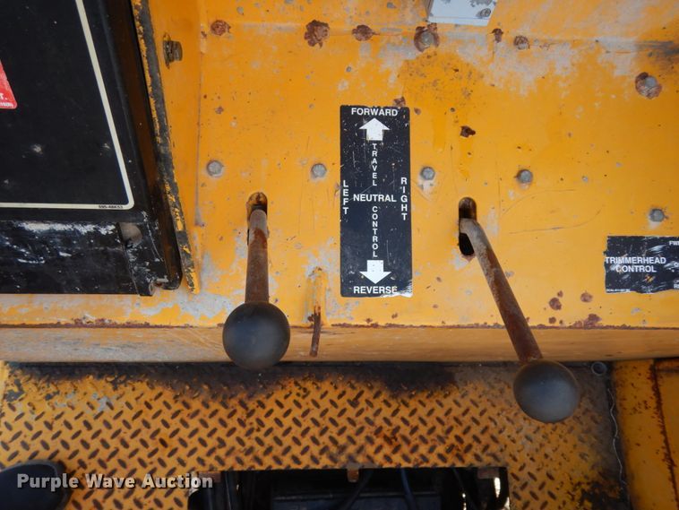 image for item DM2987 1999 Gomaco GT6200  curb machine