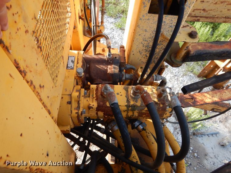 image for item DM2987 1999 Gomaco GT6200  curb machine