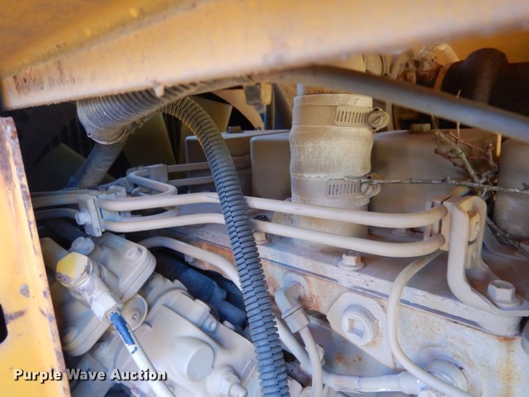 image for item DM2987 1999 Gomaco GT6200  curb machine