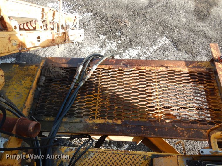 image for item DM2987 1999 Gomaco GT6200  curb machine