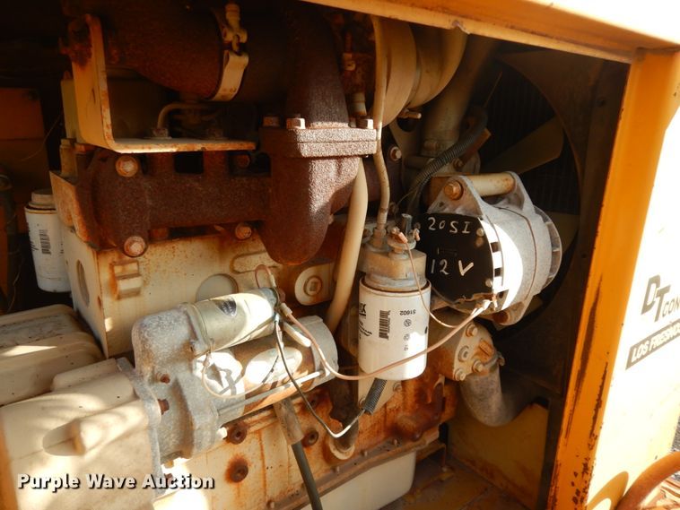 image for item DM2987 1999 Gomaco GT6200  curb machine