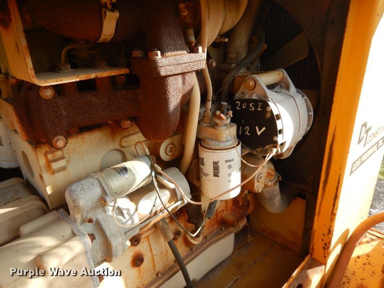 image for item DM2987 1999 Gomaco GT6200  curb machine