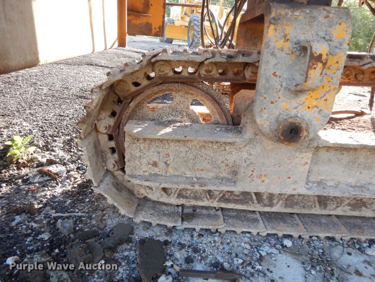 image for item DM2987 1999 Gomaco GT6200  curb machine