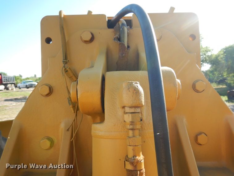 image for item DM2988 1990 John Deere 670B  motor grader