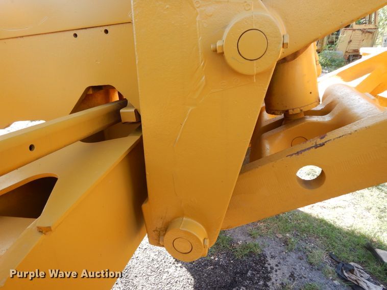 image for item DM2988 1990 John Deere 670B  motor grader