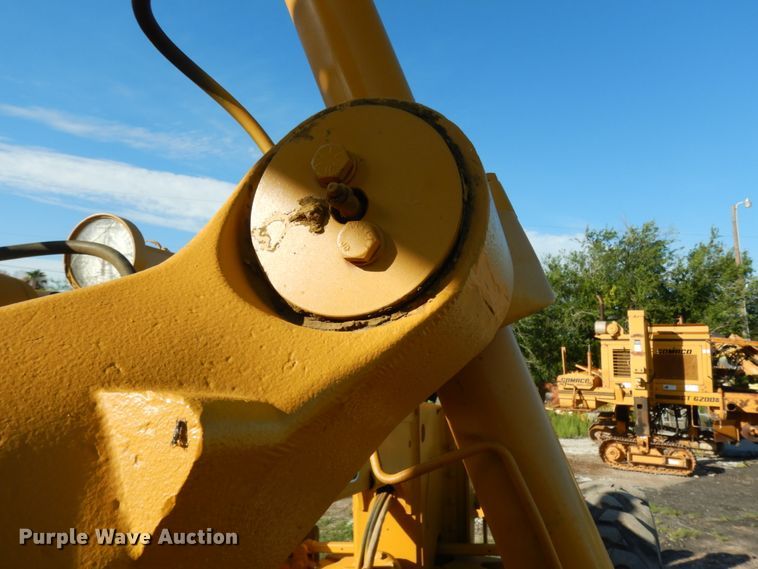 image for item DM2988 1990 John Deere 670B  motor grader