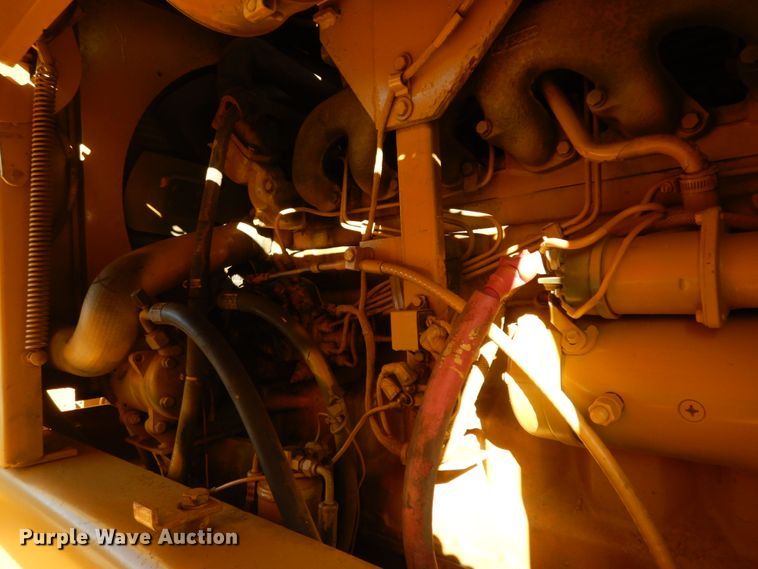 image for item DM2988 1990 John Deere 670B  motor grader