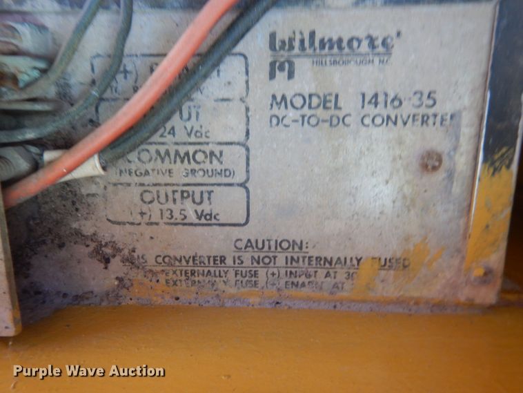 image for item DM2988 1990 John Deere 670B  motor grader