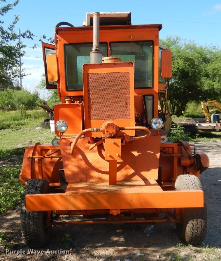 image for item DM2990 Full-Vision 28-1102A  broom