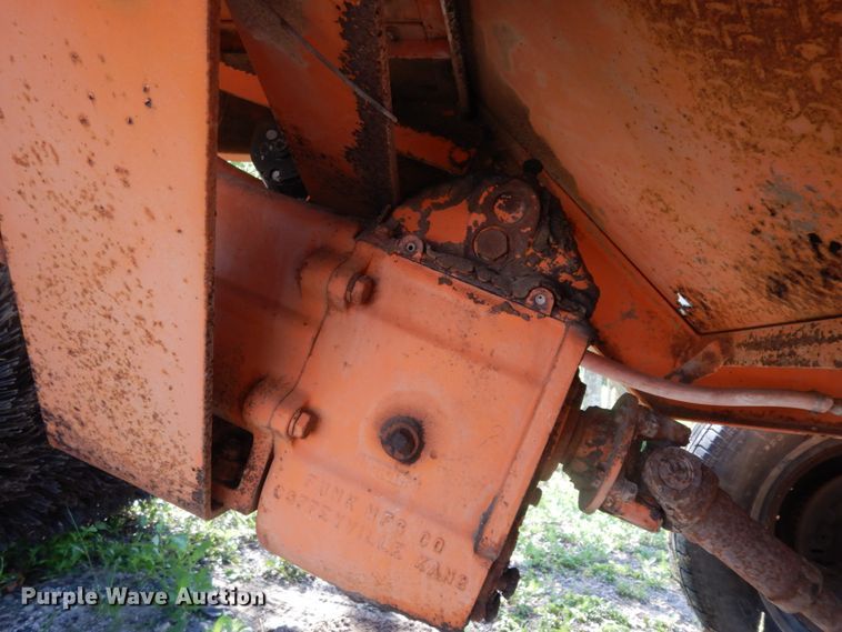 image for item DM2990 Full-Vision 28-1102A  broom