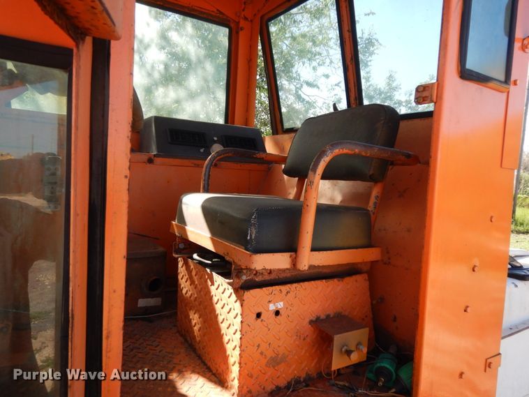 image for item DM2990 Full-Vision 28-1102A  broom