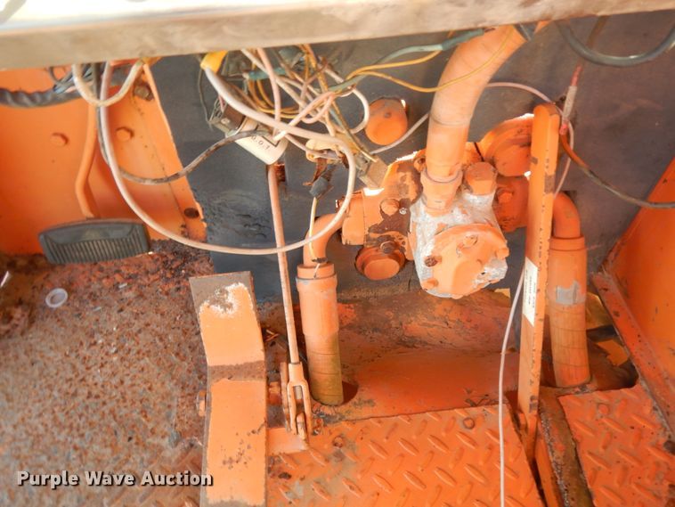 image for item DM2990 Full-Vision 28-1102A  broom