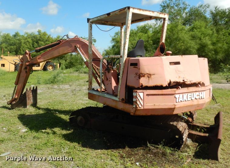 image for item DM2993 Takeuchi  mini excavator