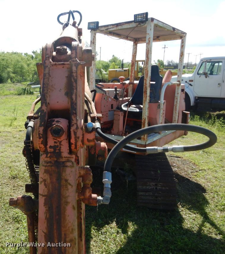 image for item DM2993 Takeuchi  mini excavator