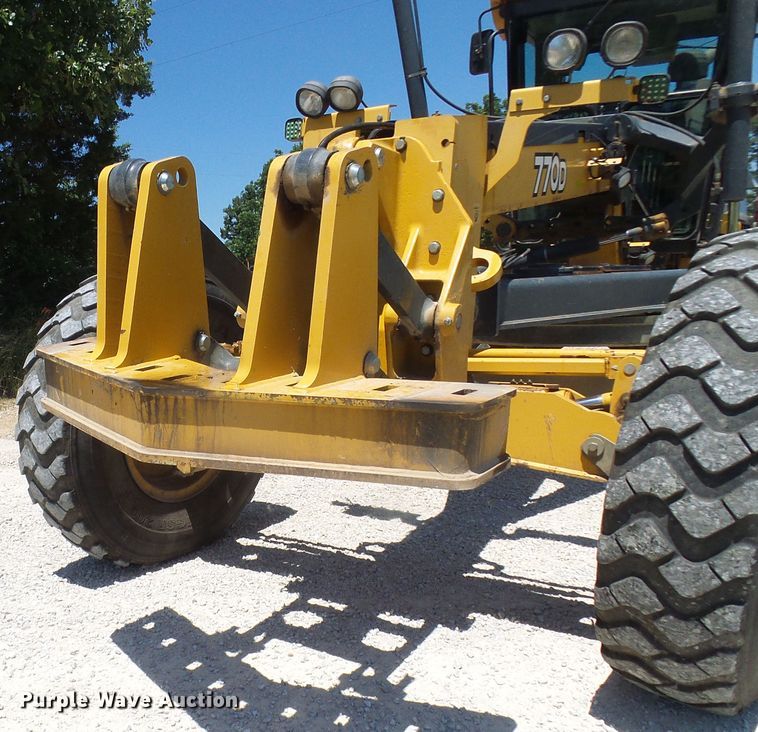 image for item DM3023 2007 John Deere 770D  motor grader