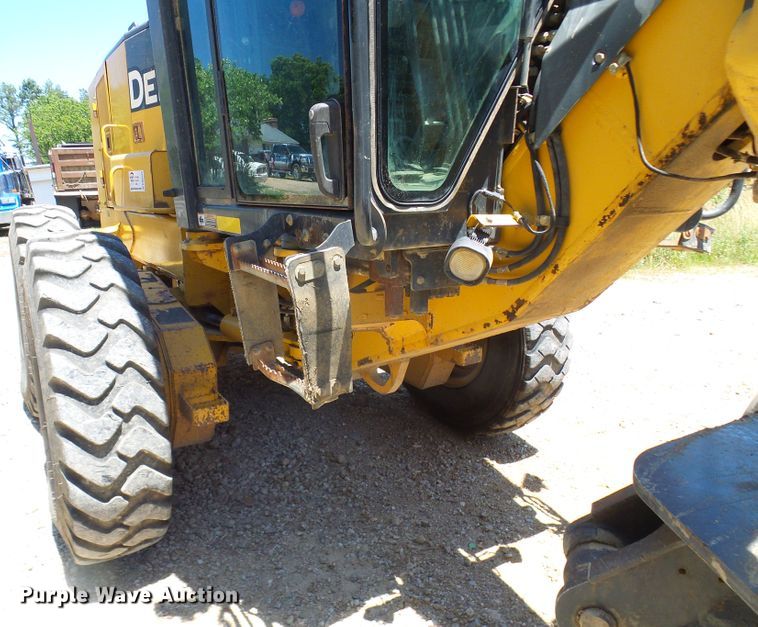 image for item DM3023 2007 John Deere 770D  motor grader