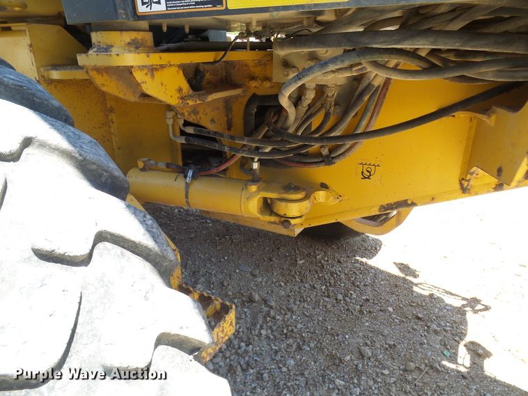 image for item DM3023 2007 John Deere 770D  motor grader