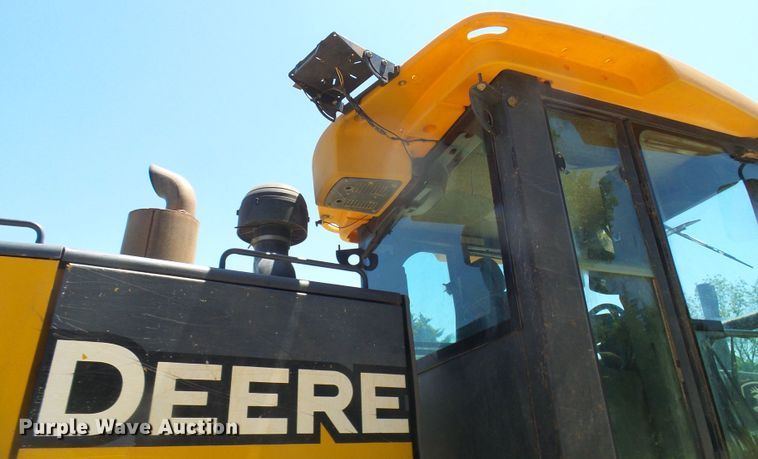 image for item DM3023 2007 John Deere 770D  motor grader