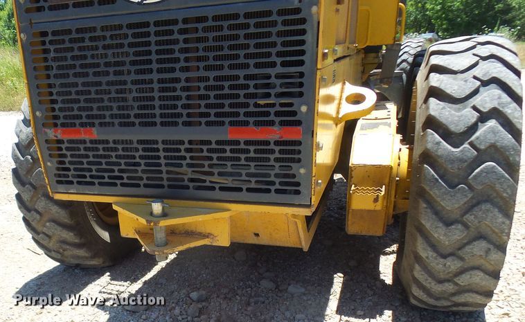 image for item DM3023 2007 John Deere 770D  motor grader