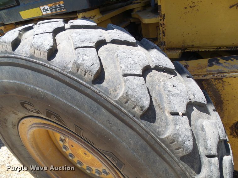 image for item DM3023 2007 John Deere 770D  motor grader