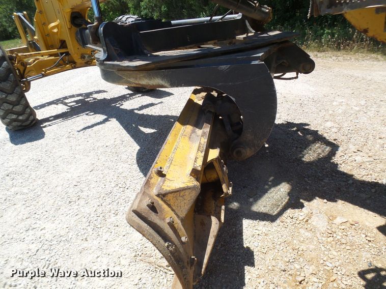 image for item DM3023 2007 John Deere 770D  motor grader