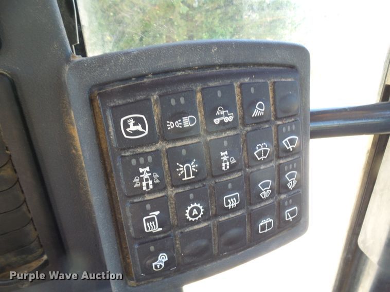 image for item DM3023 2007 John Deere 770D  motor grader