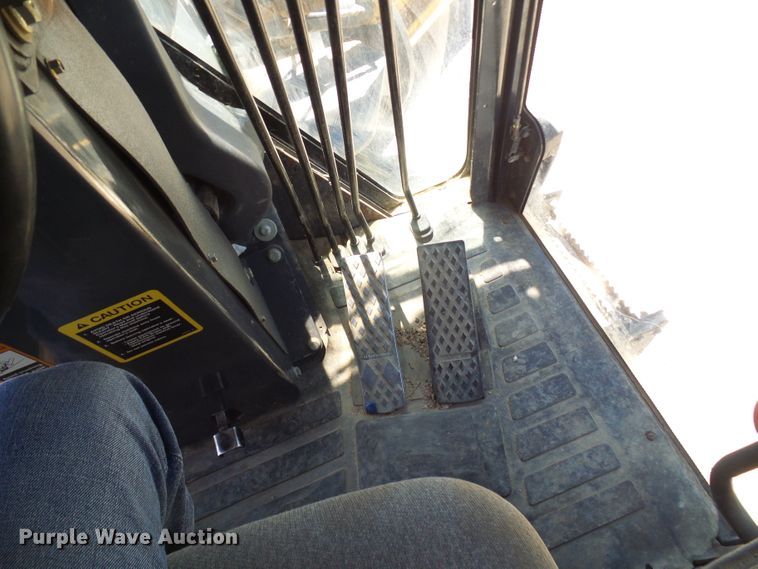 image for item DM3023 2007 John Deere 770D  motor grader