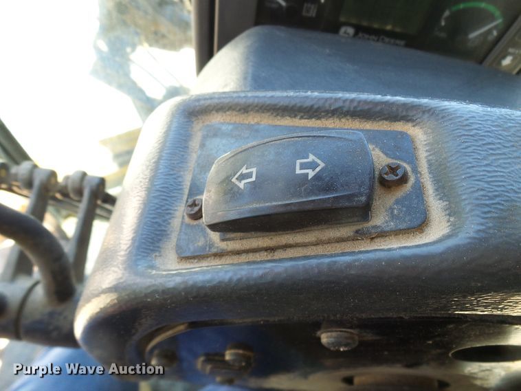 image for item DM3023 2007 John Deere 770D  motor grader