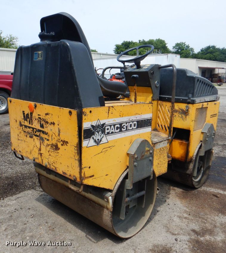 image for item DM3825 Wolf Pac 3100  double drum vibratory roller