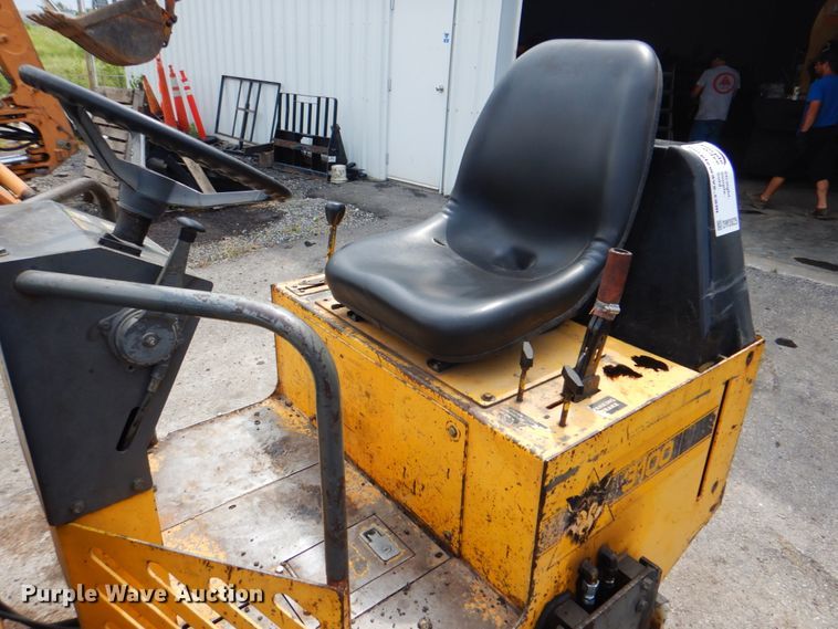 image for item DM3825 Wolf Pac 3100  double drum vibratory roller