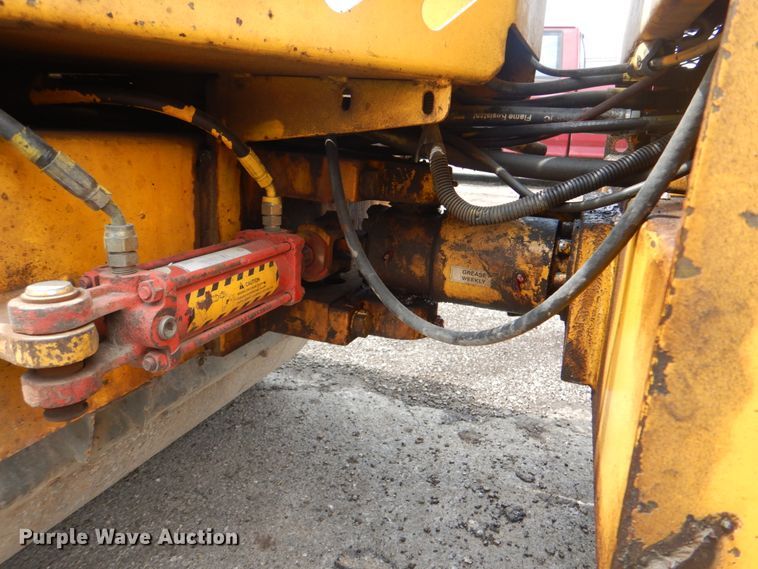 image for item DM3825 Wolf Pac 3100  double drum vibratory roller