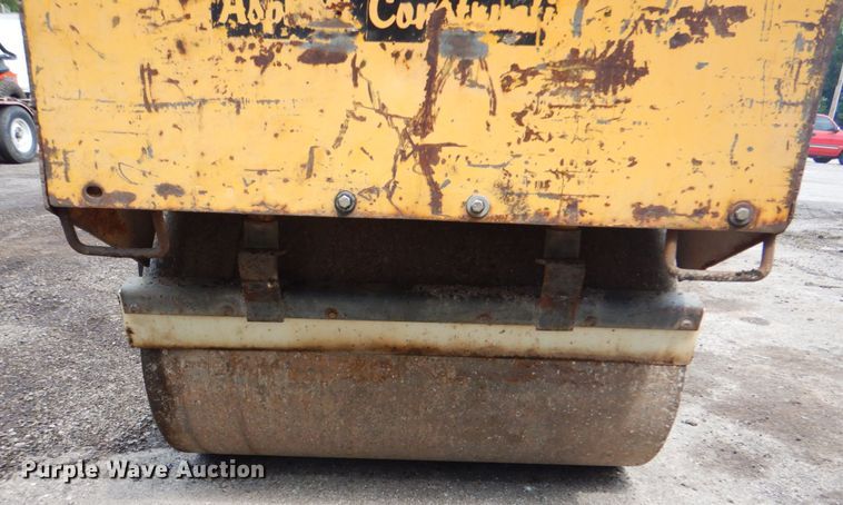 image for item DM3825 Wolf Pac 3100  double drum vibratory roller