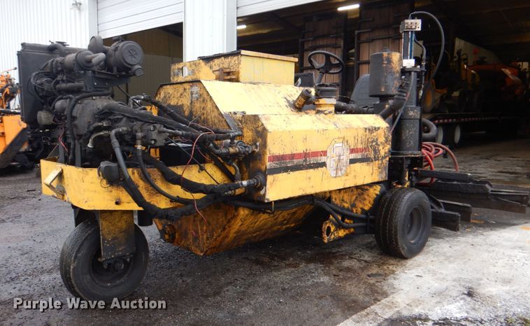 image for item DM3830 Anders Manufacturing 325R  seal coat machine