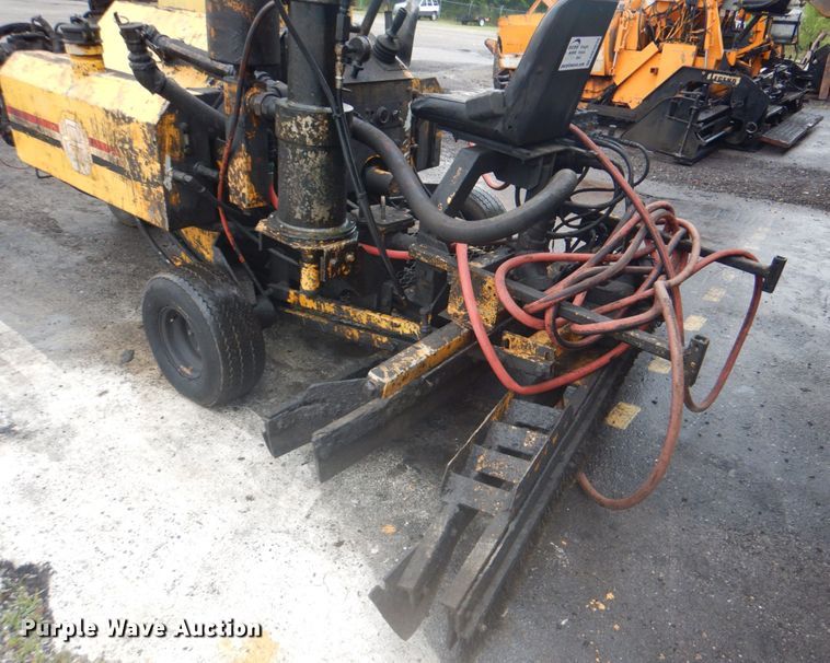 image for item DM3830 Anders Manufacturing 325R  seal coat machine