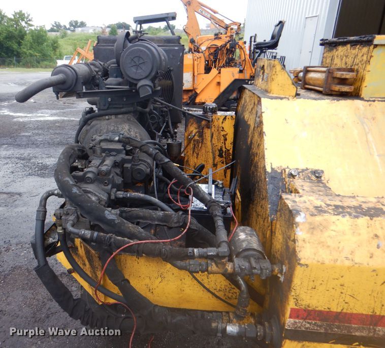 image for item DM3830 Anders Manufacturing 325R  seal coat machine