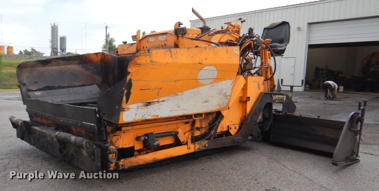 image for item DM3831 LeeBoy L8500T  paver