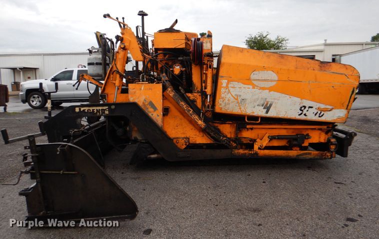 image for item DM3831 LeeBoy L8500T  paver
