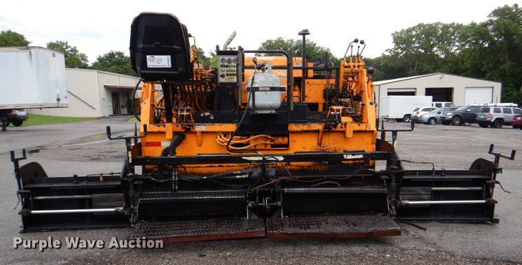 image for item DM3831 LeeBoy L8500T  paver