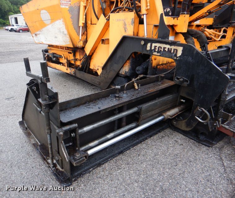 image for item DM3831 LeeBoy L8500T  paver