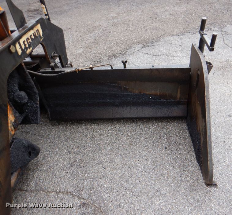 image for item DM3831 LeeBoy L8500T  paver