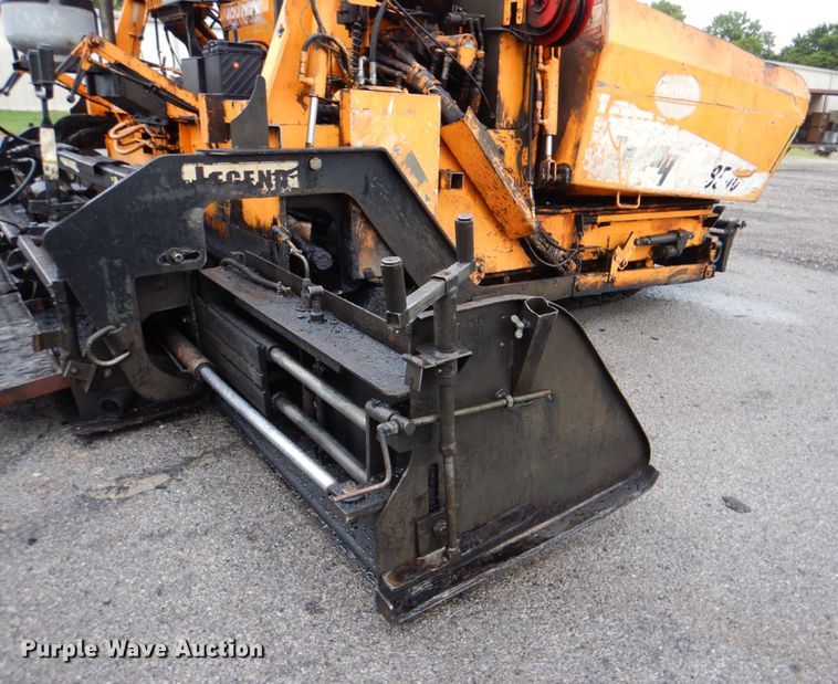 image for item DM3831 LeeBoy L8500T  paver