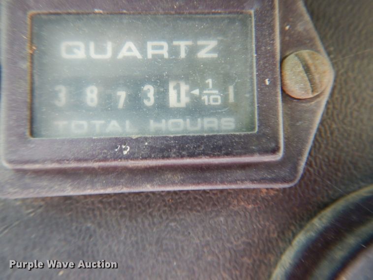 image for item DM3833 1999 Bobcat 753  skid steer loader